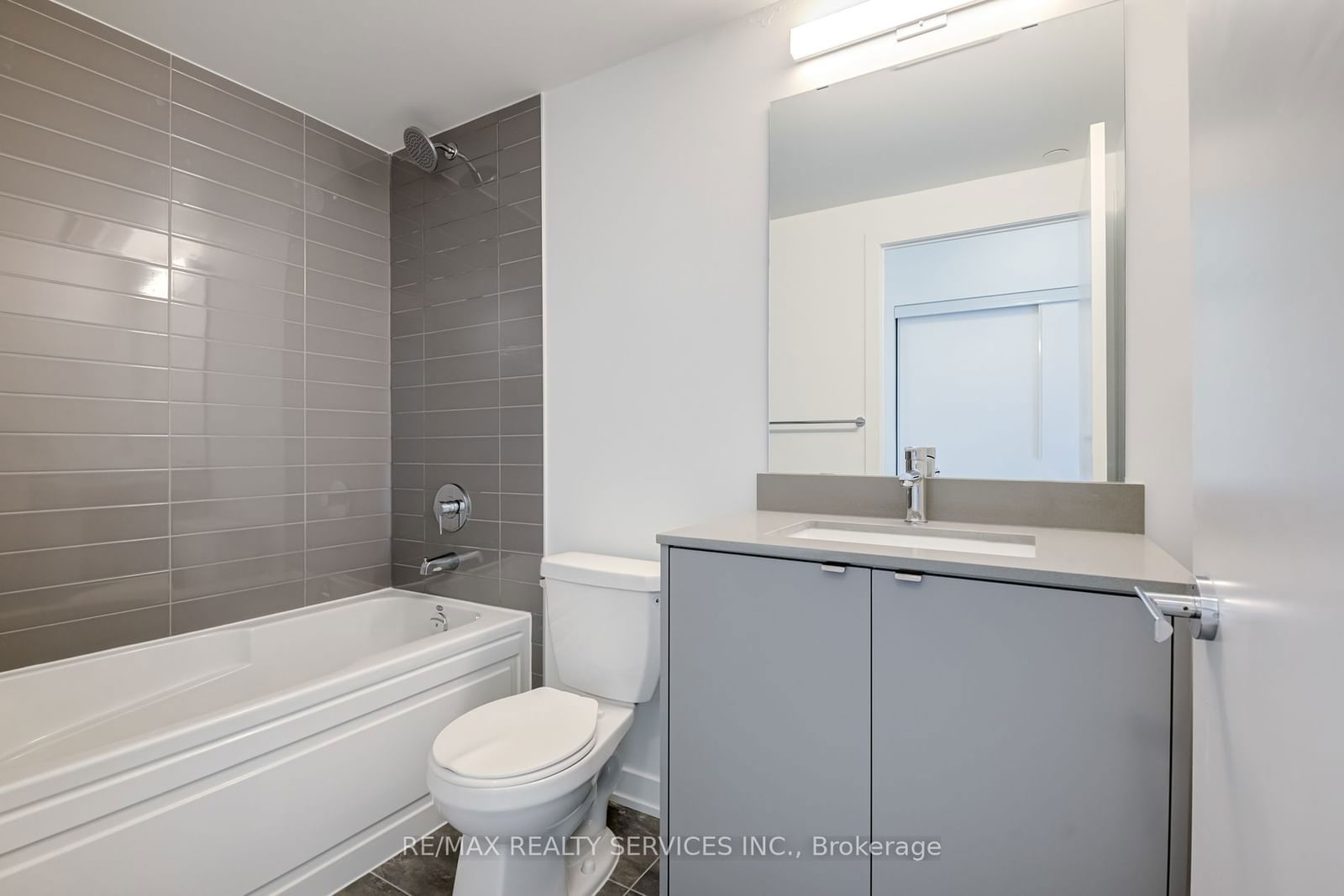 3200 Dakota Common, unit #B813 for sale - image #24