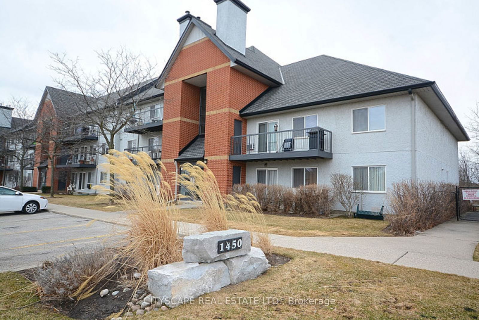 1450 Glen Abbey Gate, unit 922 for rent - image #11