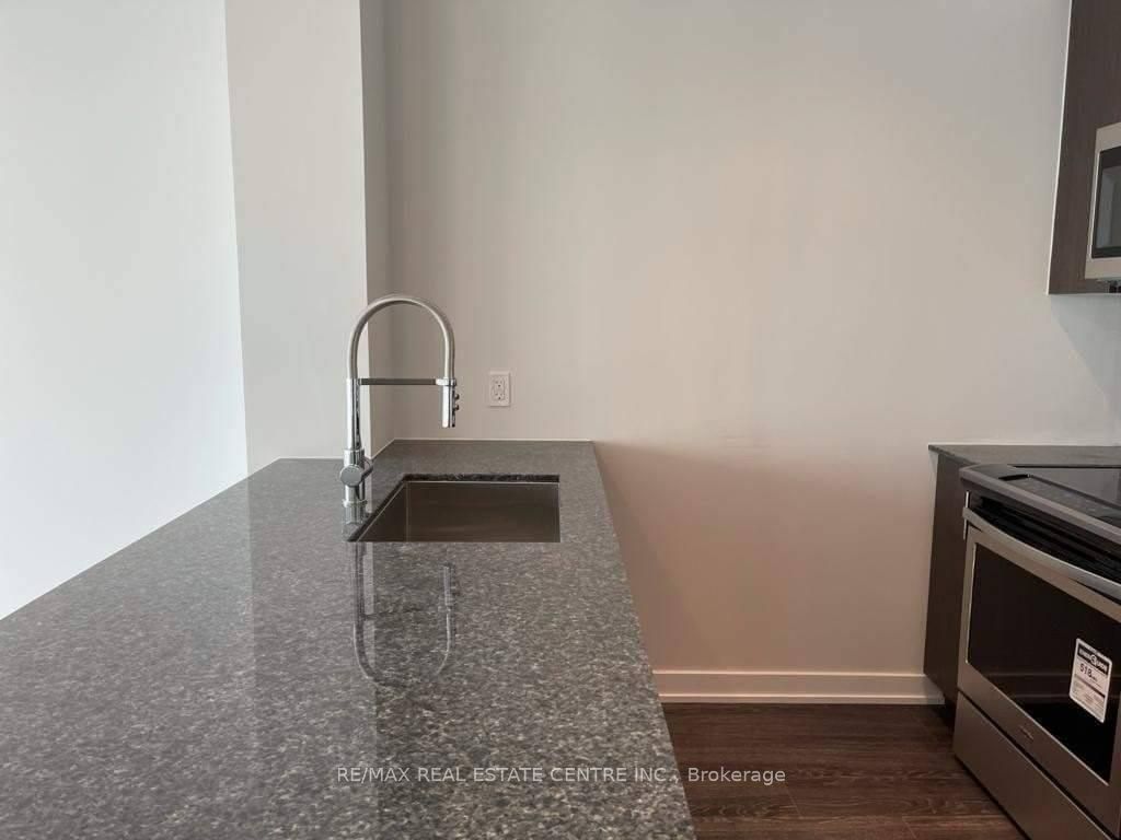 4055 Parkside Village Dr, unit 3021 for sale - image #10