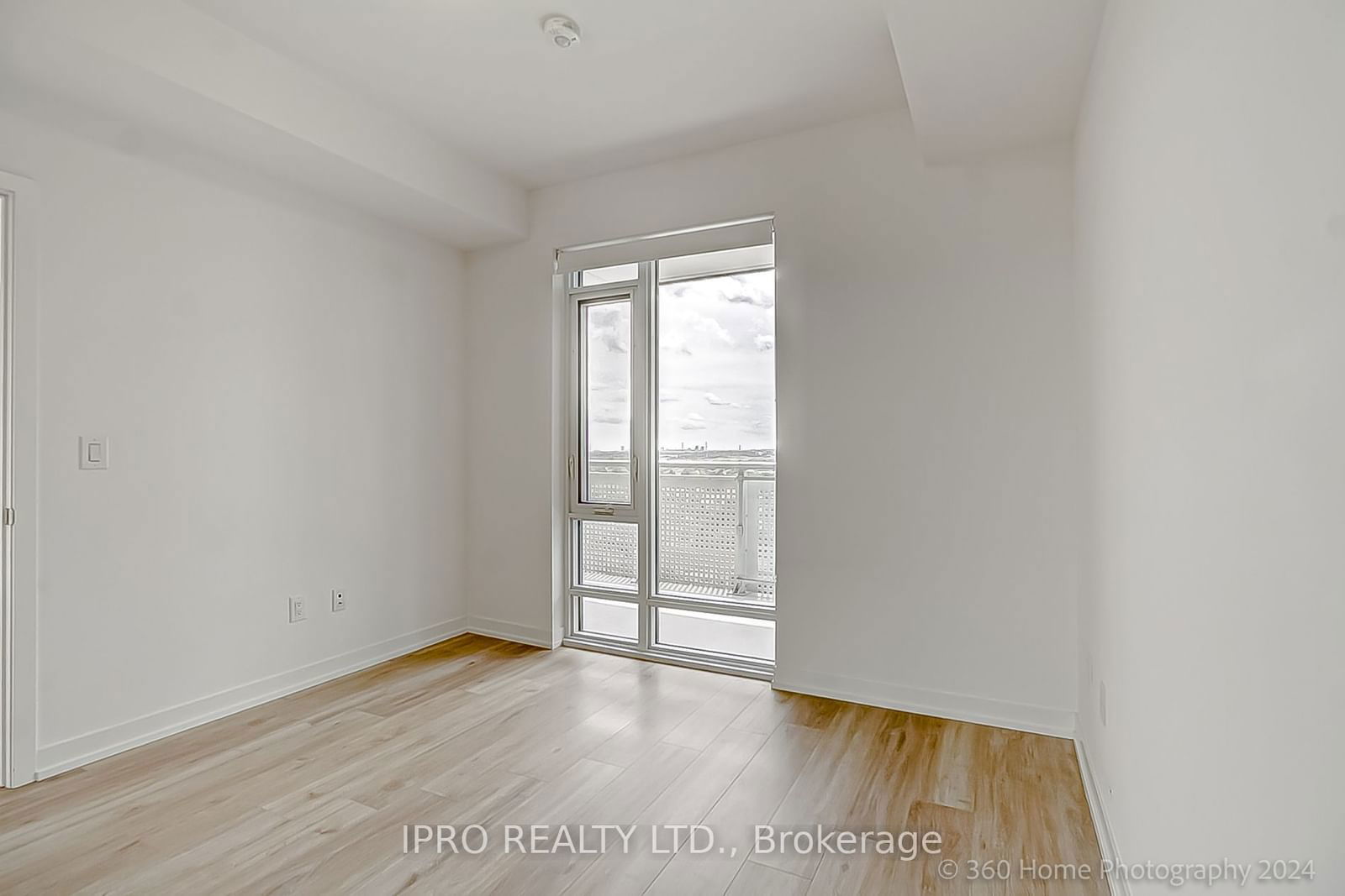 2520 Eglinton Ave W, unit 1018 for sale - image #16