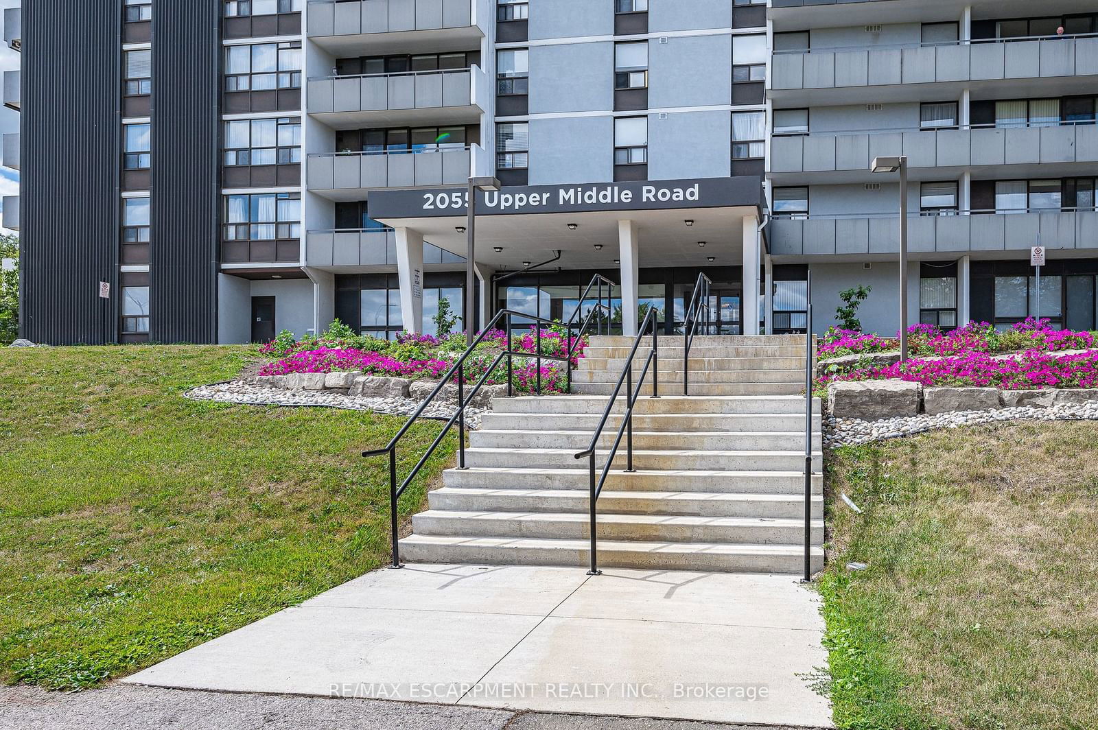 2055 Upper Middle Rd, unit 1008 for sale - image #6