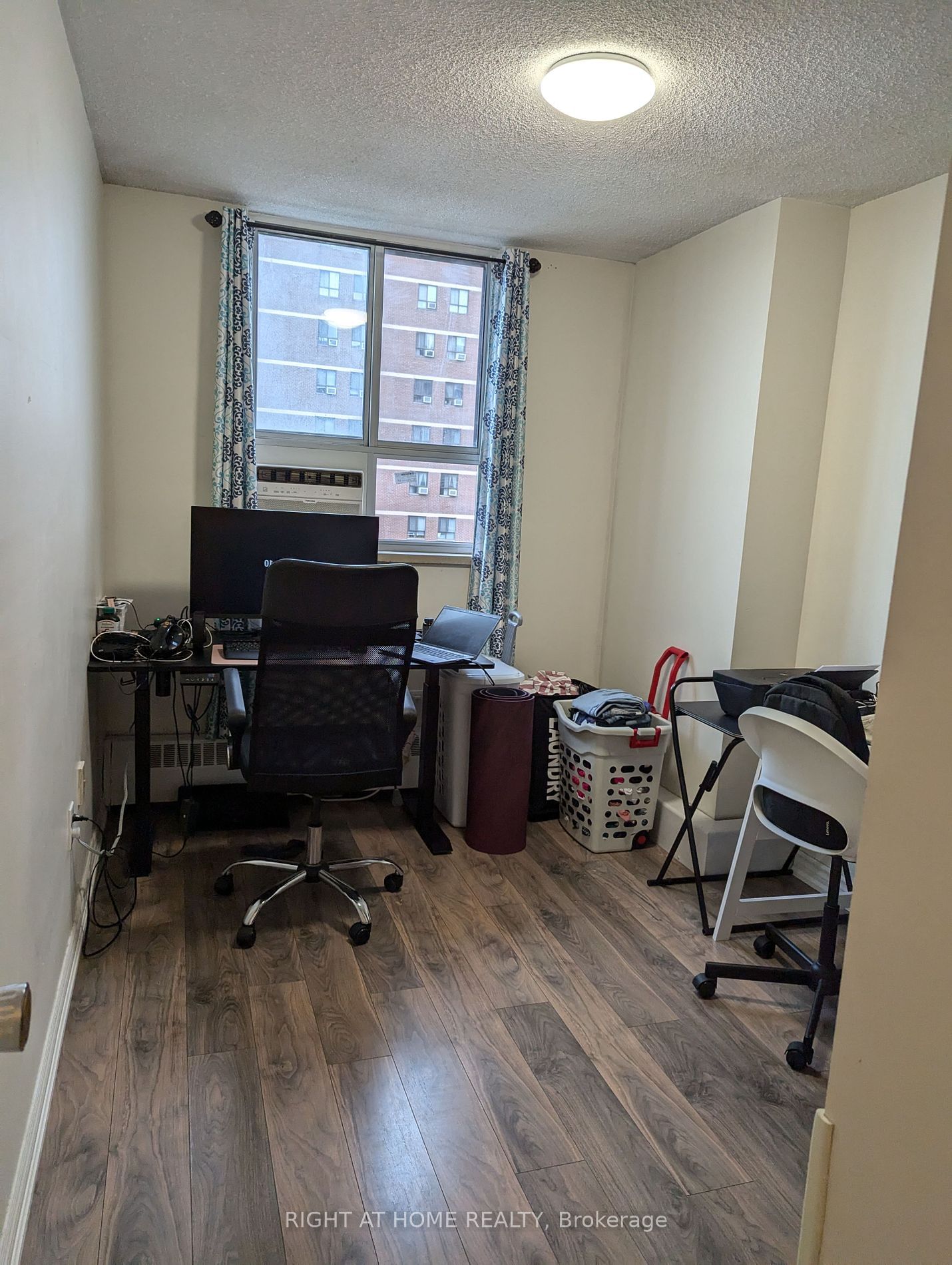 1615 Bloor St N, unit 708 for rent