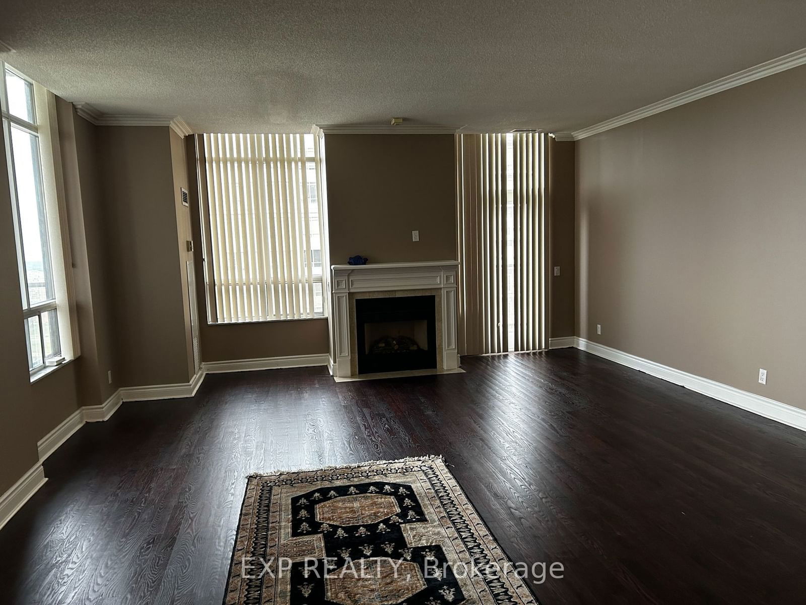 35 Kingsbridge Garden Circ, unit 3205 for sale - image #4