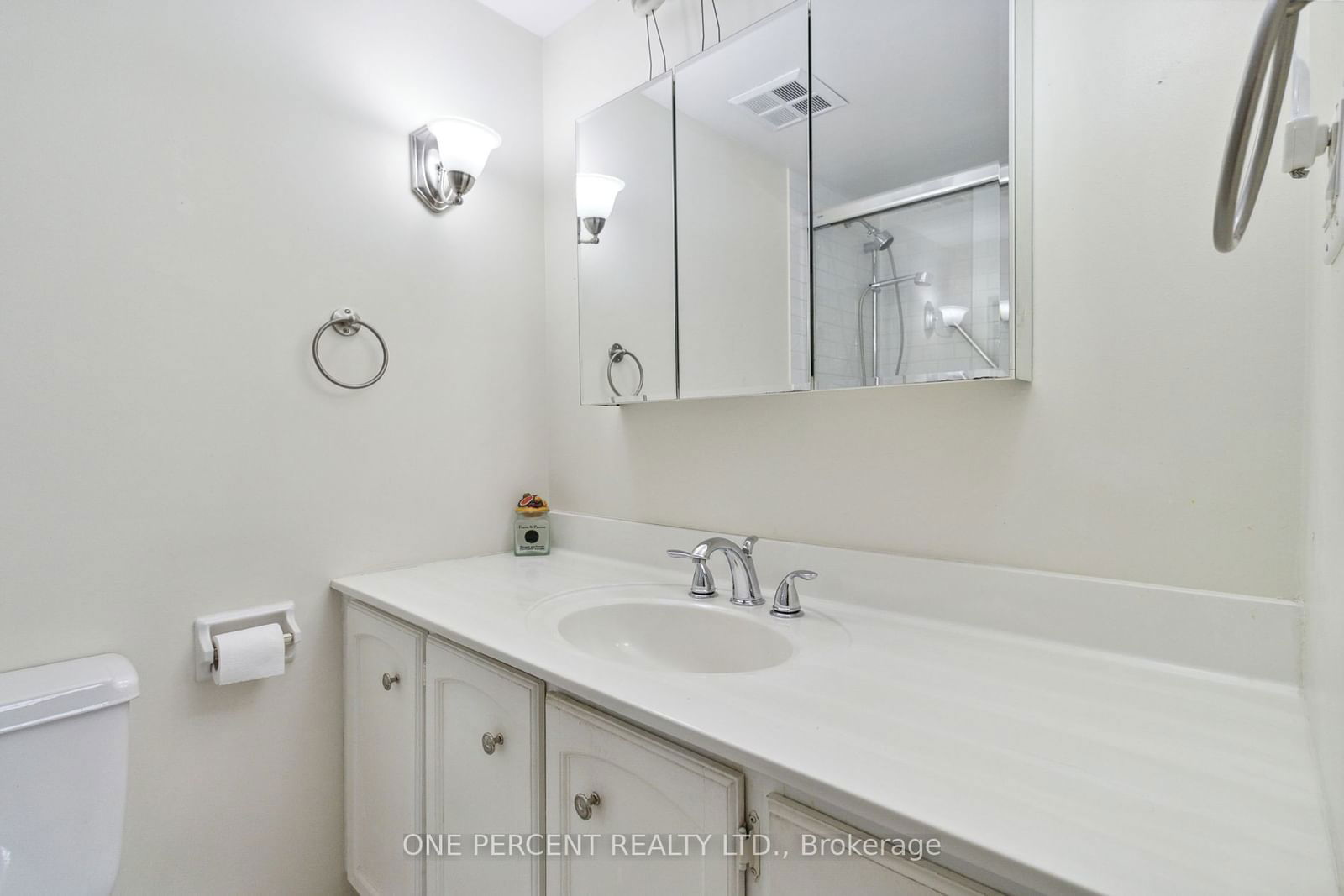 2175 Marine Dr, unit 305 for sale - image #24