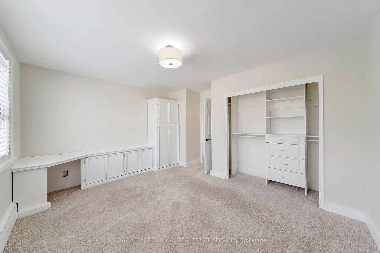 2052 Courtland Dr, unit 304 for sale - image #12