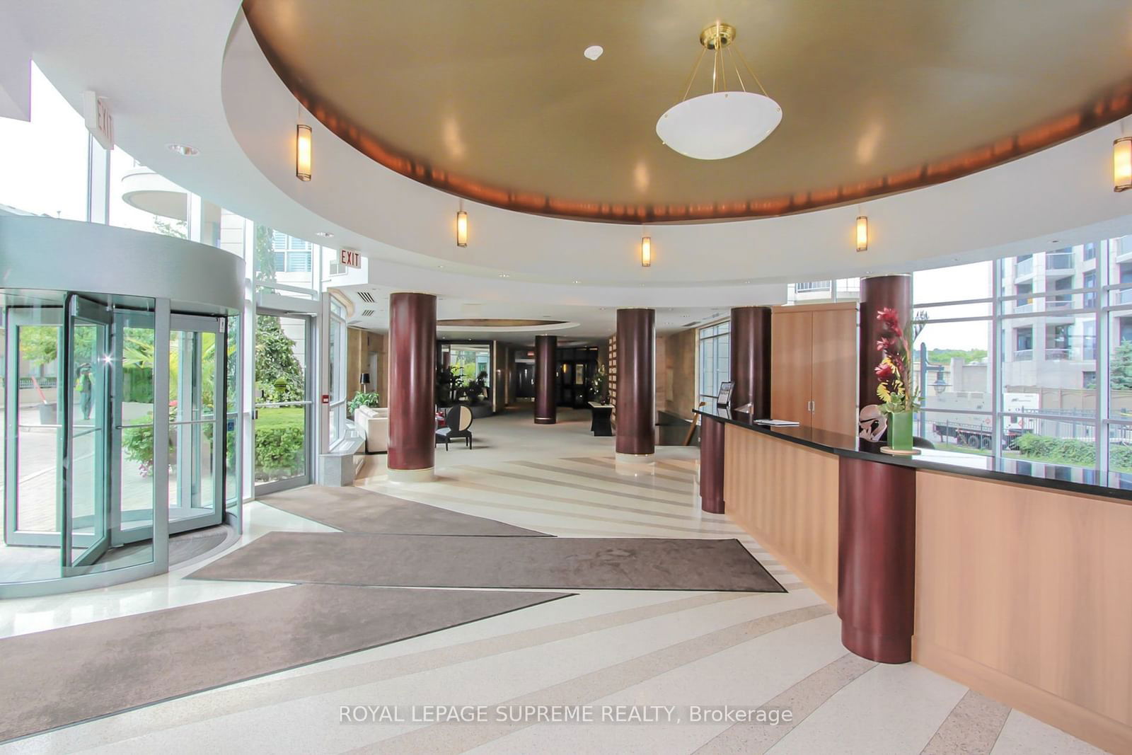 2111 Lake Shore Blvd W, unit 107 for sale - image #4