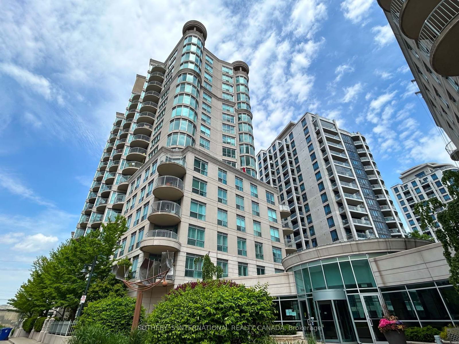 2111 Lake Shore Blvd W, unit 809 for sale