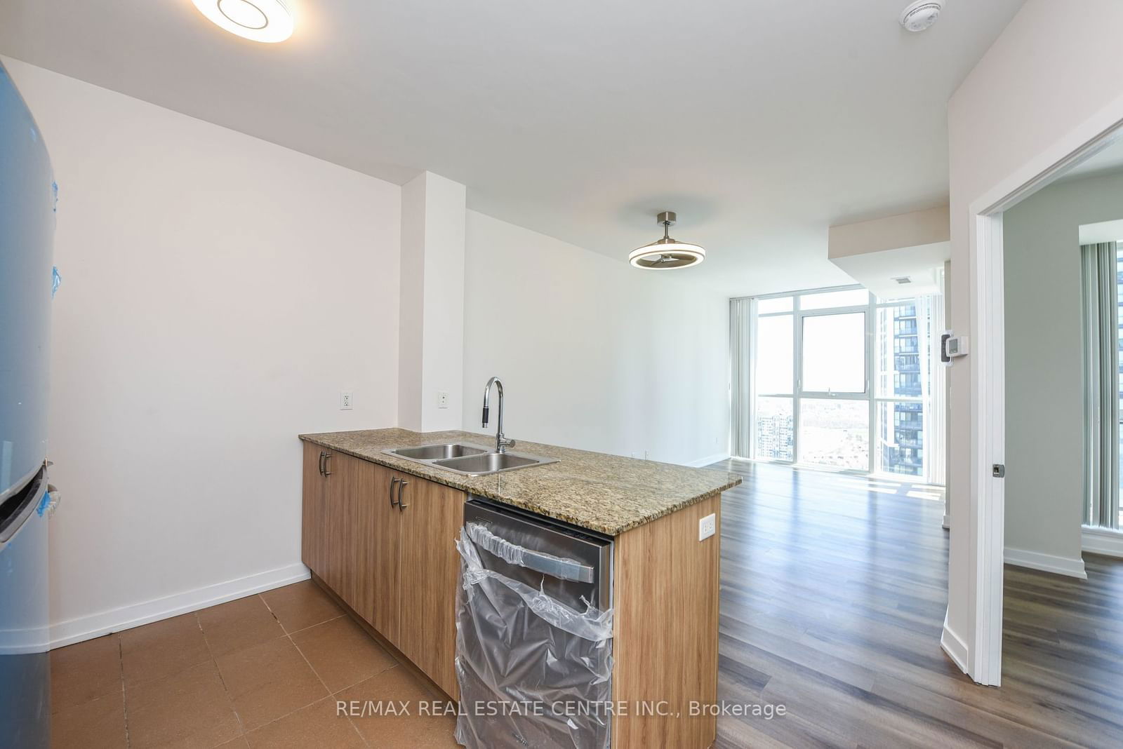 4070 Confederation Pkwy, unit 2903 for sale - image #12