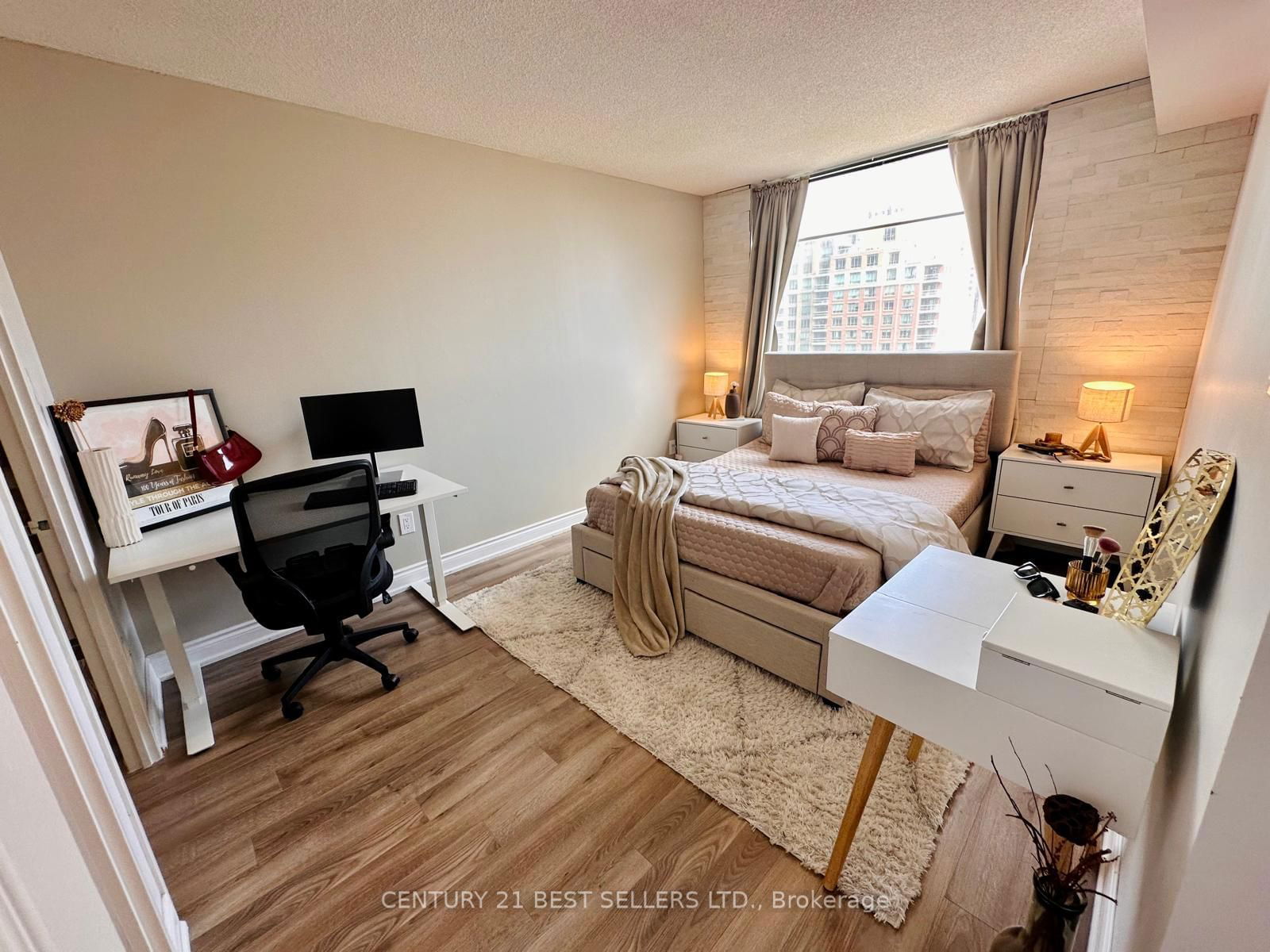 265 Enfield Pl, unit 1801 for sale - image #8