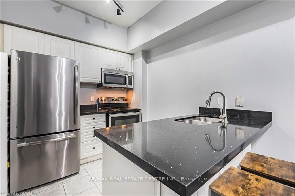 615 Shoreline Dr, unit 17 for sale - image #8