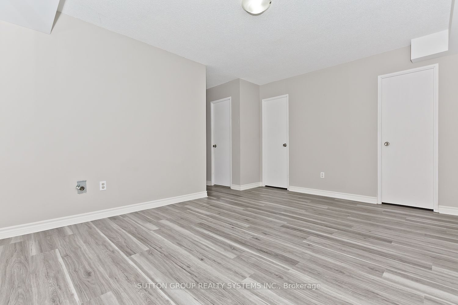 1250 Mississauga Valley Blvd, unit 84 for sale - image #18