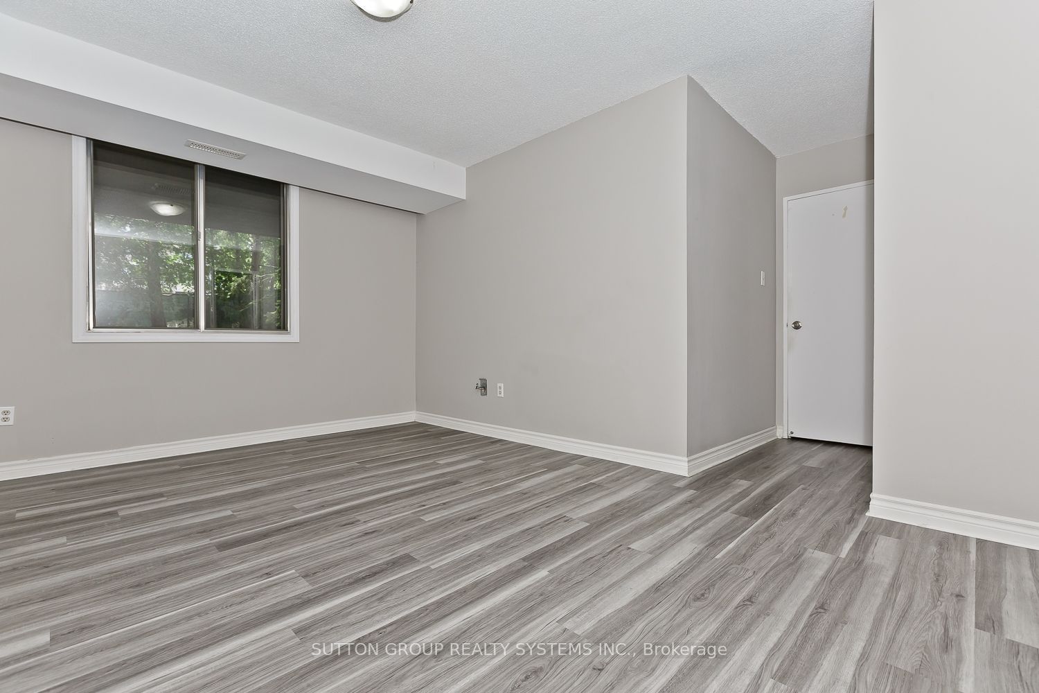 1250 Mississauga Valley Blvd, unit 84 for sale - image #19