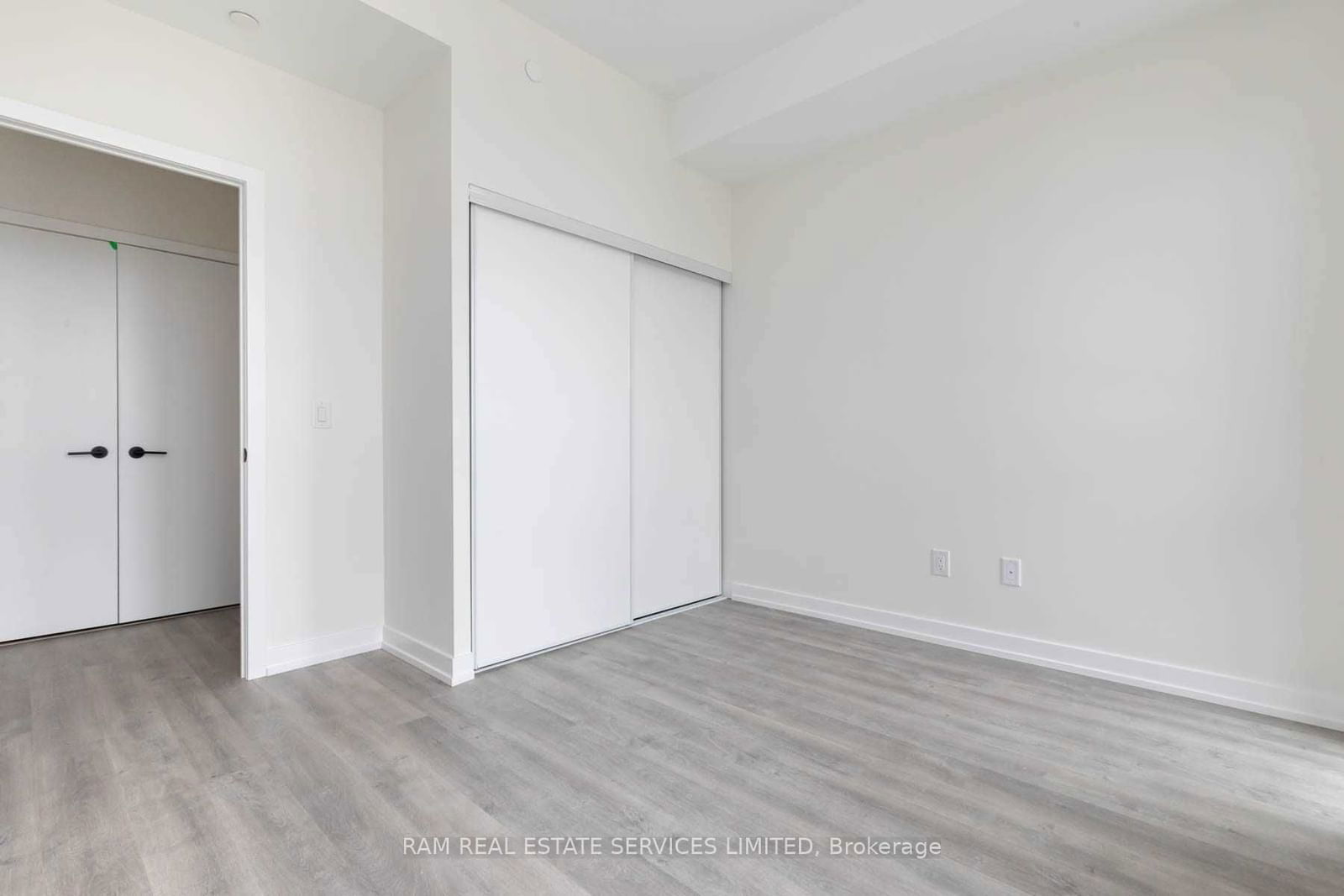 2300 St Clair Ave W, unit 627 for sale