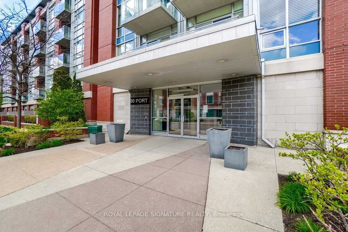 80 Port St E, unit 220 for sale - image #2