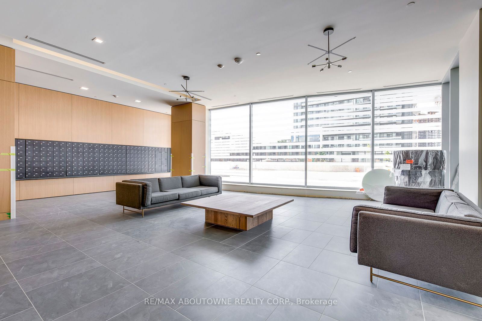 2520 Eglinton Ave W, unit 1312 for sale - image #11