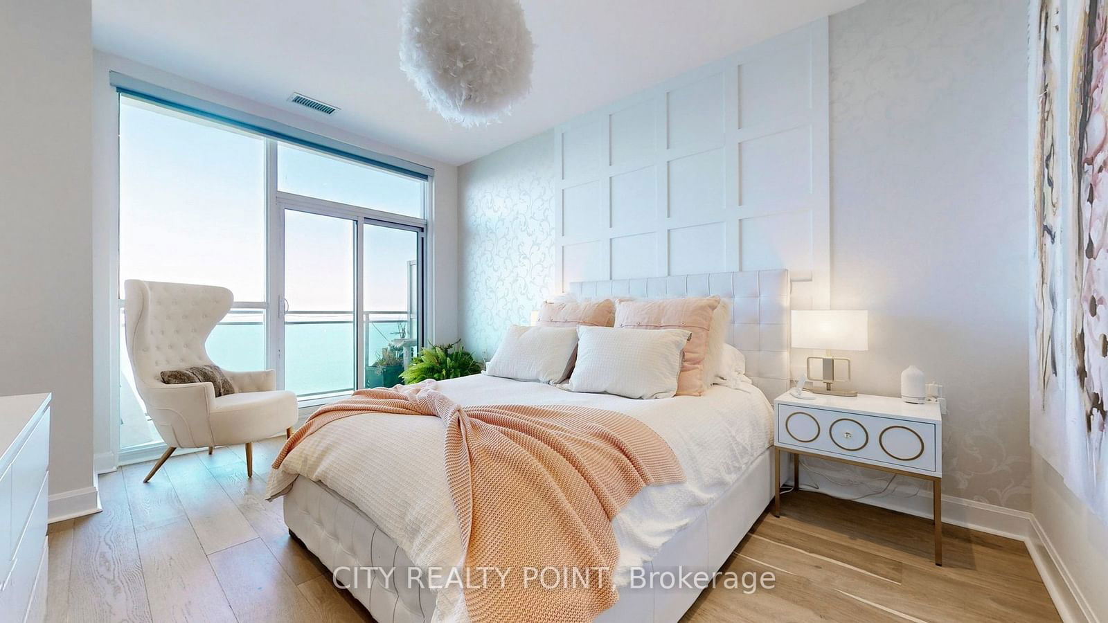 33 Shore Breeze Dr, unit Uph4103 for sale - image #16