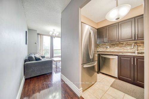 2901 Kipling Ave, unit 307 for sale