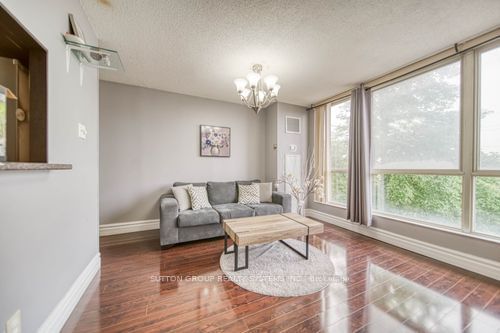 2901 Kipling Ave, unit 307 for sale