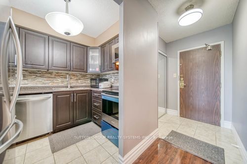 2901 Kipling Ave, unit 307 for sale