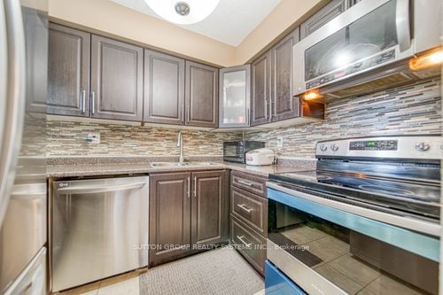 2901 Kipling Ave, unit 307 for sale