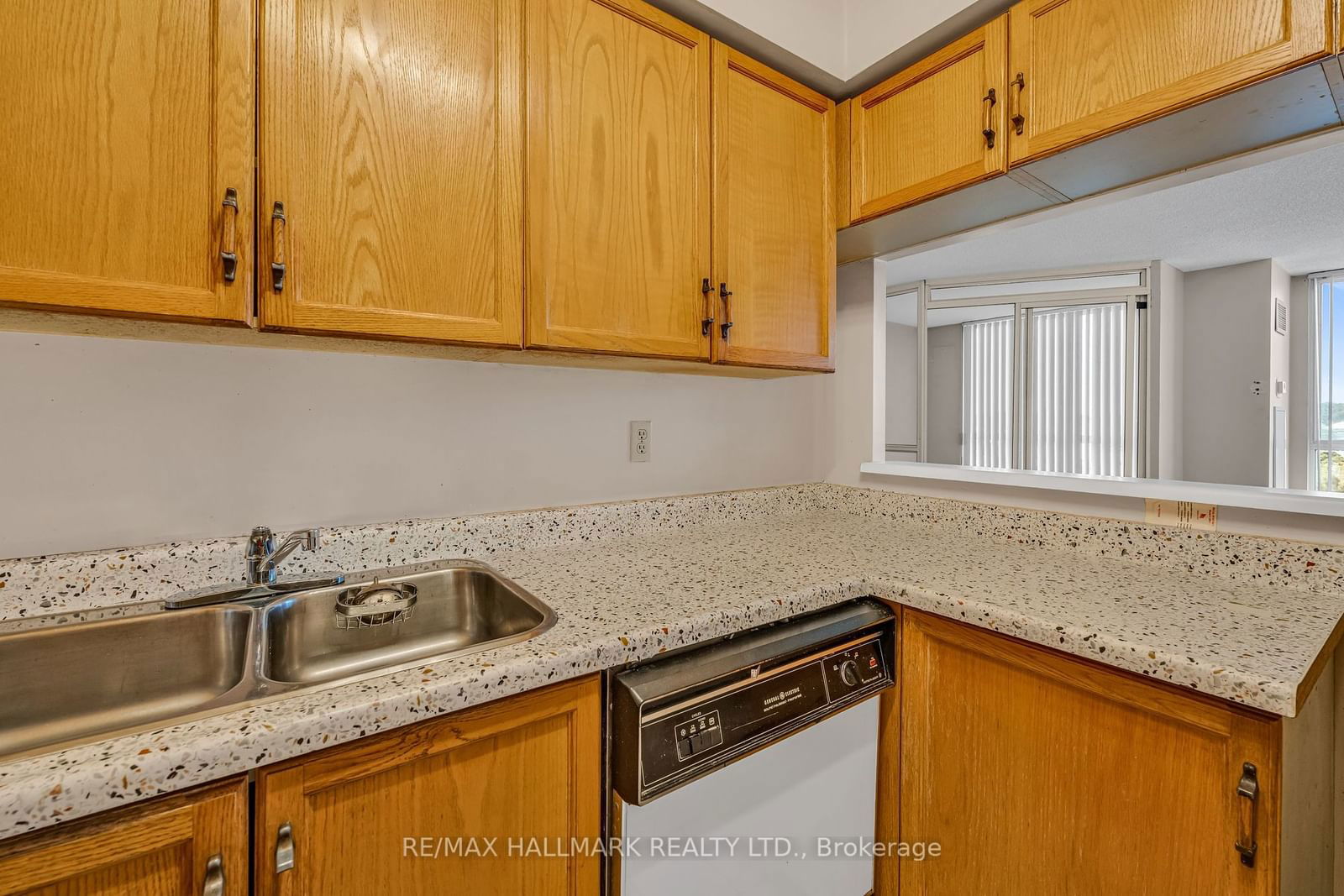 2901 Kipling Ave, unit 505 for sale - image #16