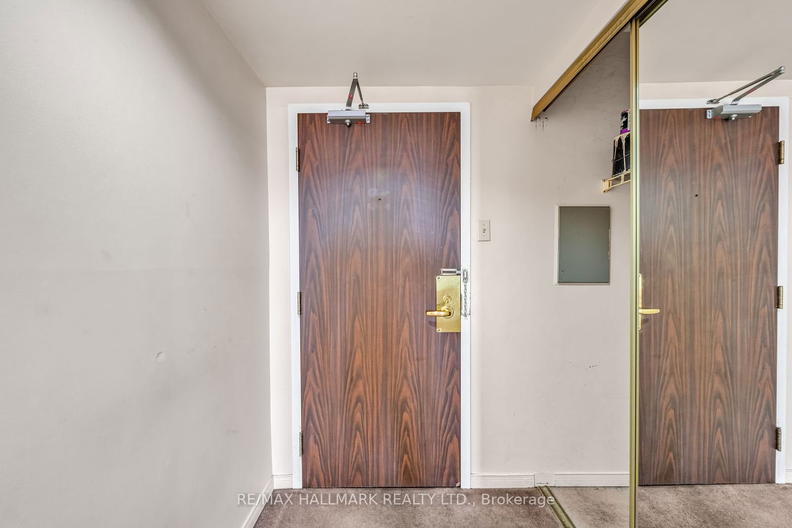 2901 Kipling Ave, unit 505 for sale - image #2