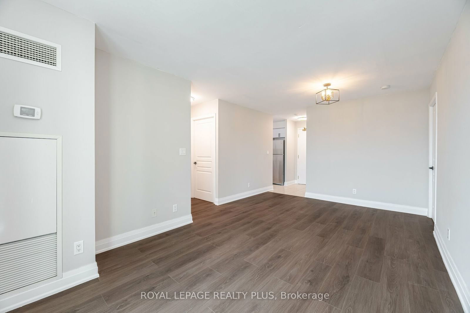 4879 Kimbermount Ave, unit 304 for sale