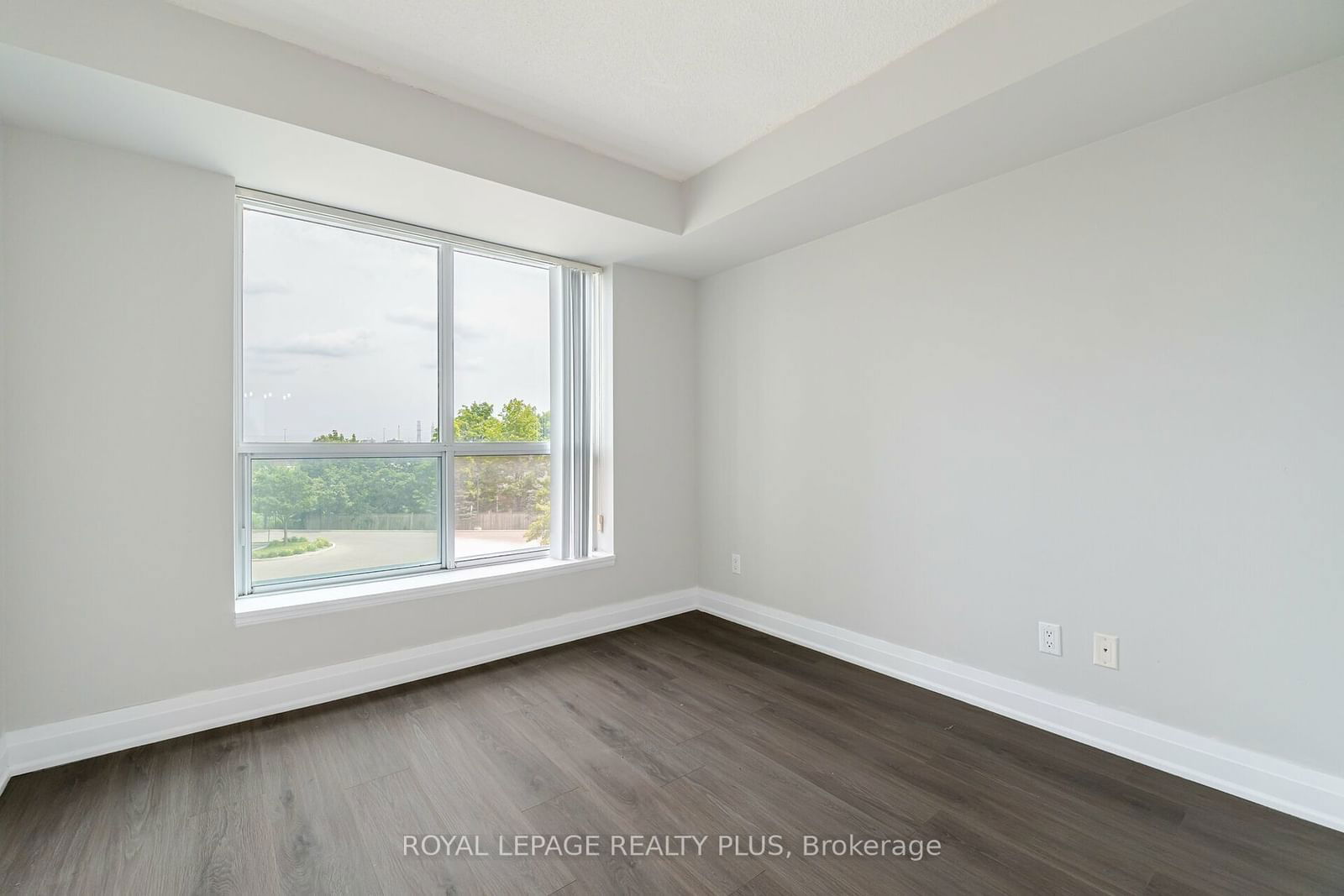 4879 Kimbermount Ave, unit 304 for sale - image #20