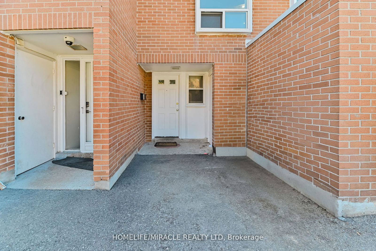 3 Kendleton Drive Townhouses, Etobicoke, Toronto