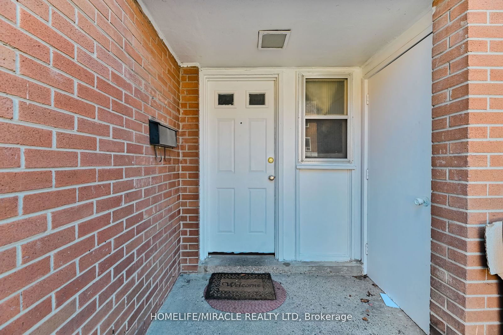 3 Kendleton Drive Townhouses, Etobicoke, Toronto