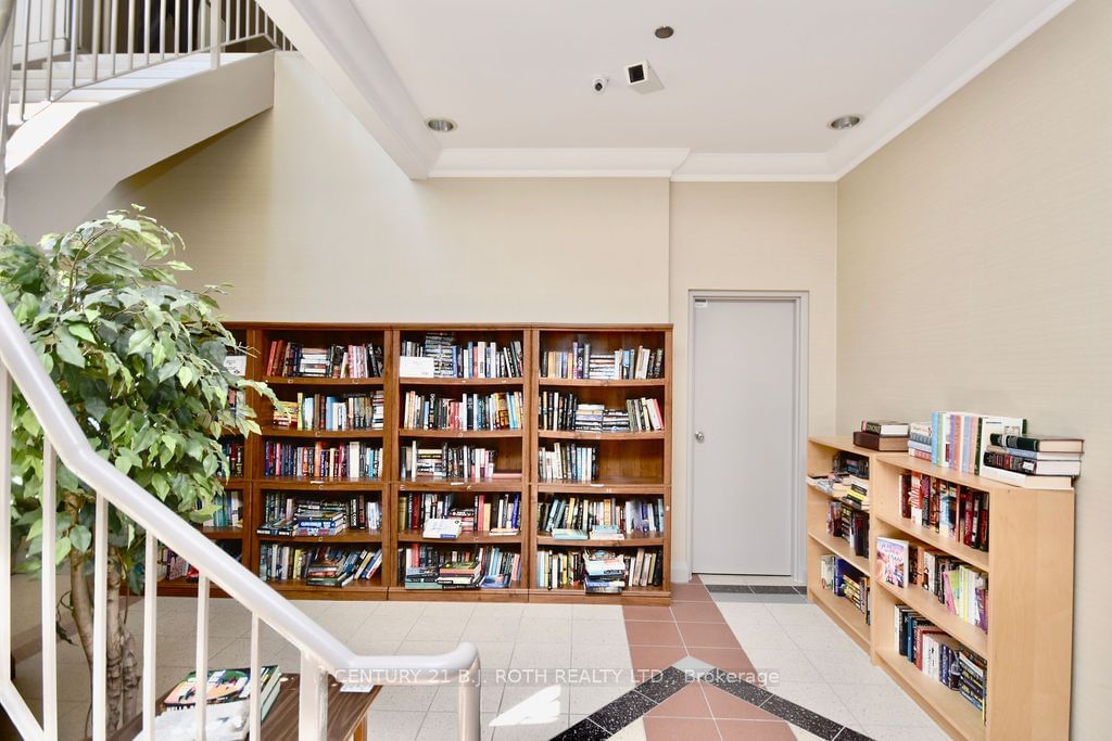 1140 Parkwest Pl, unit 204 for sale - image #16