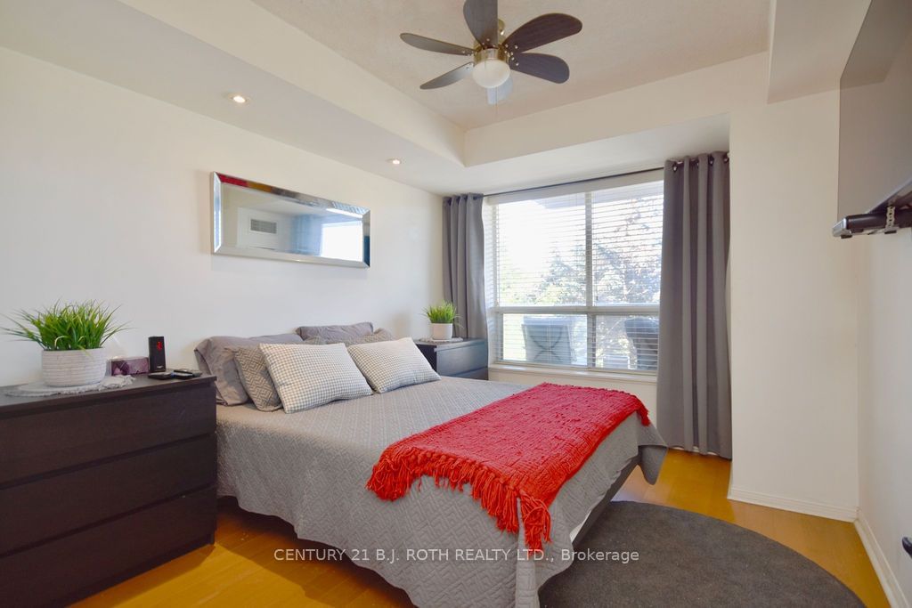 1140 Parkwest Pl, unit 204 for sale - image #8