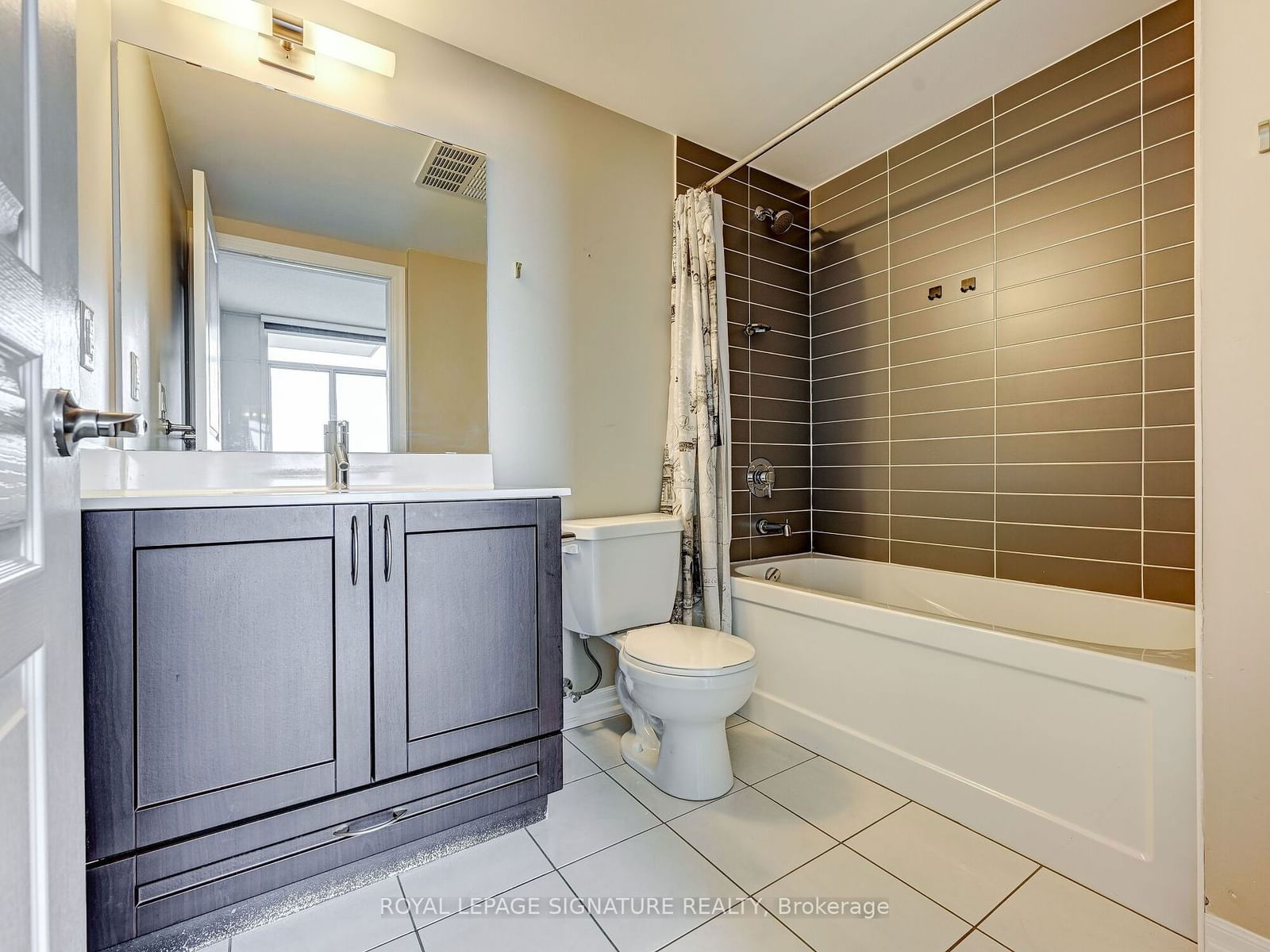 1940 Ironstone Dr, unit 1709 for sale - image #9