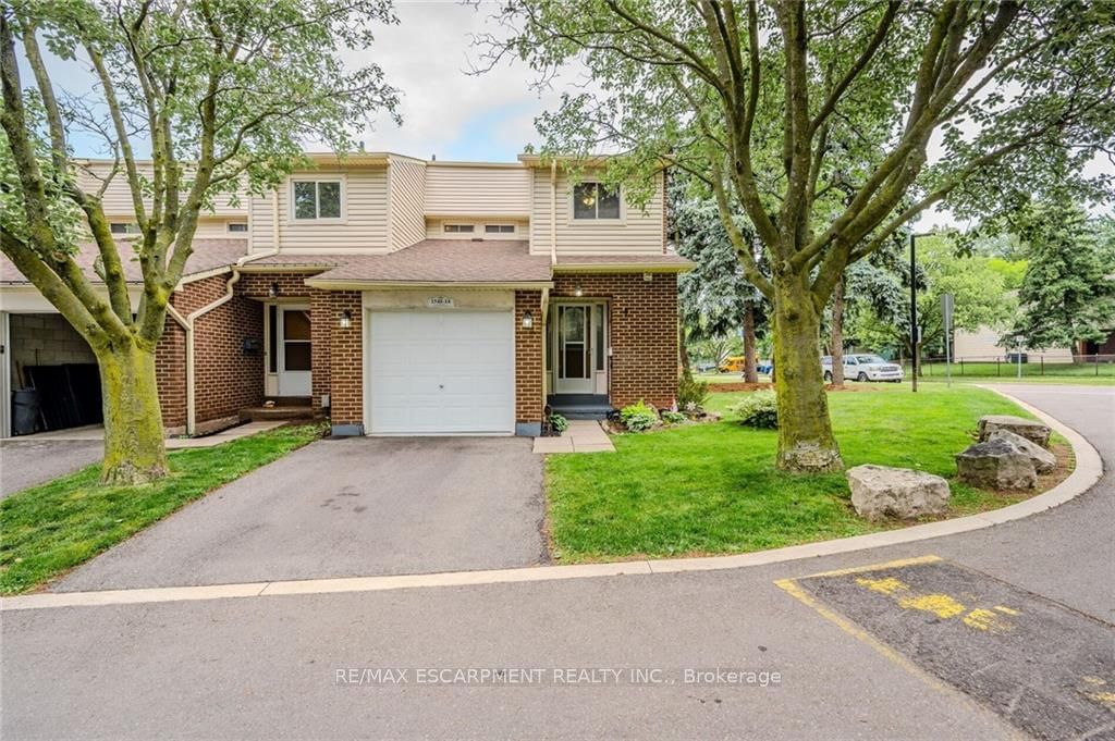 Newlands Heights Townhomes, Burlington, Toronto