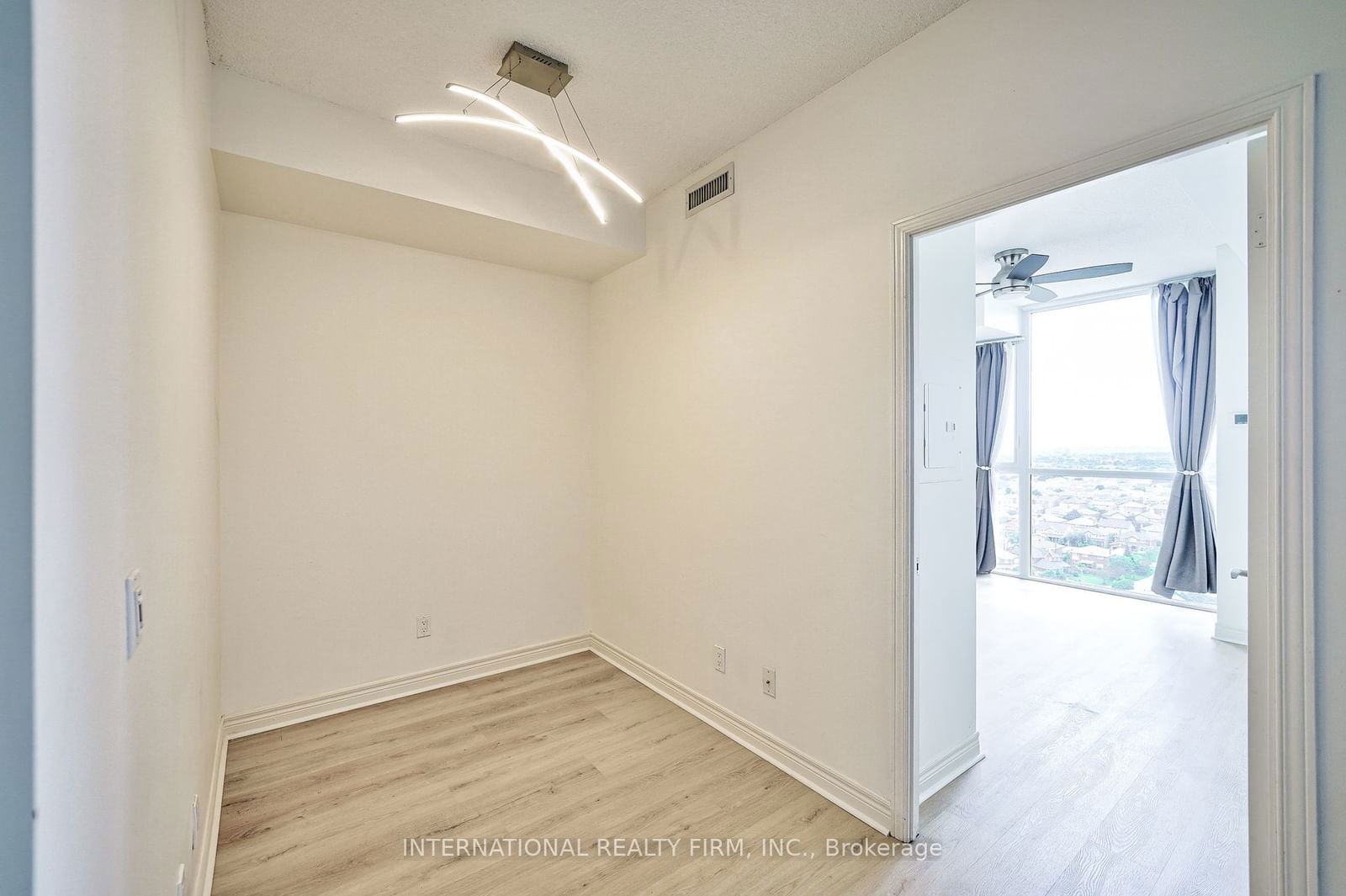 339 Rathburn Rd W, unit 1708 for sale - image #12