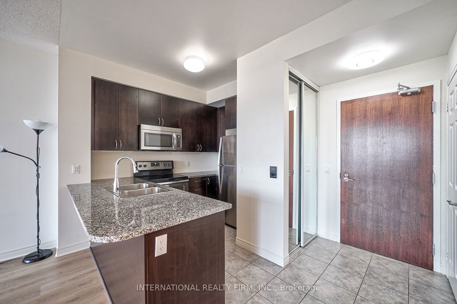 339 Rathburn Rd W, unit 1708 for sale - image #3