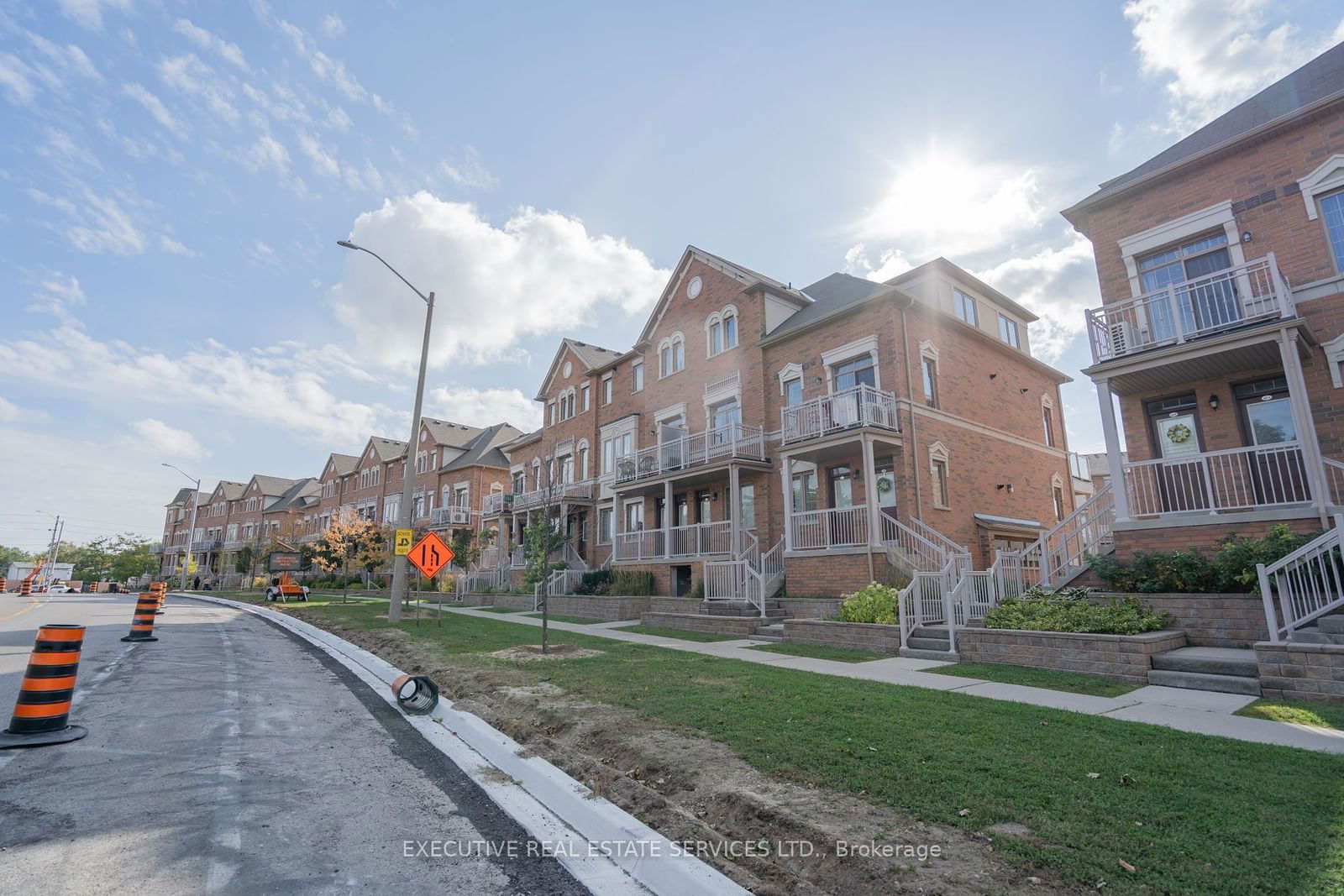 Howden Woods Townhomes, Brampton, Toronto