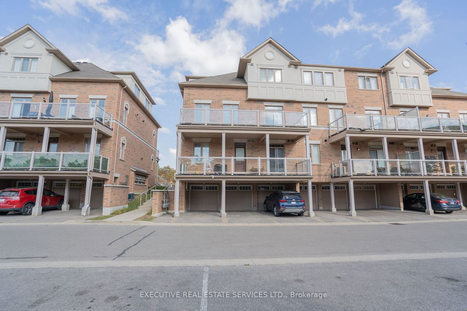 Howden Woods Townhomes, Brampton, Toronto