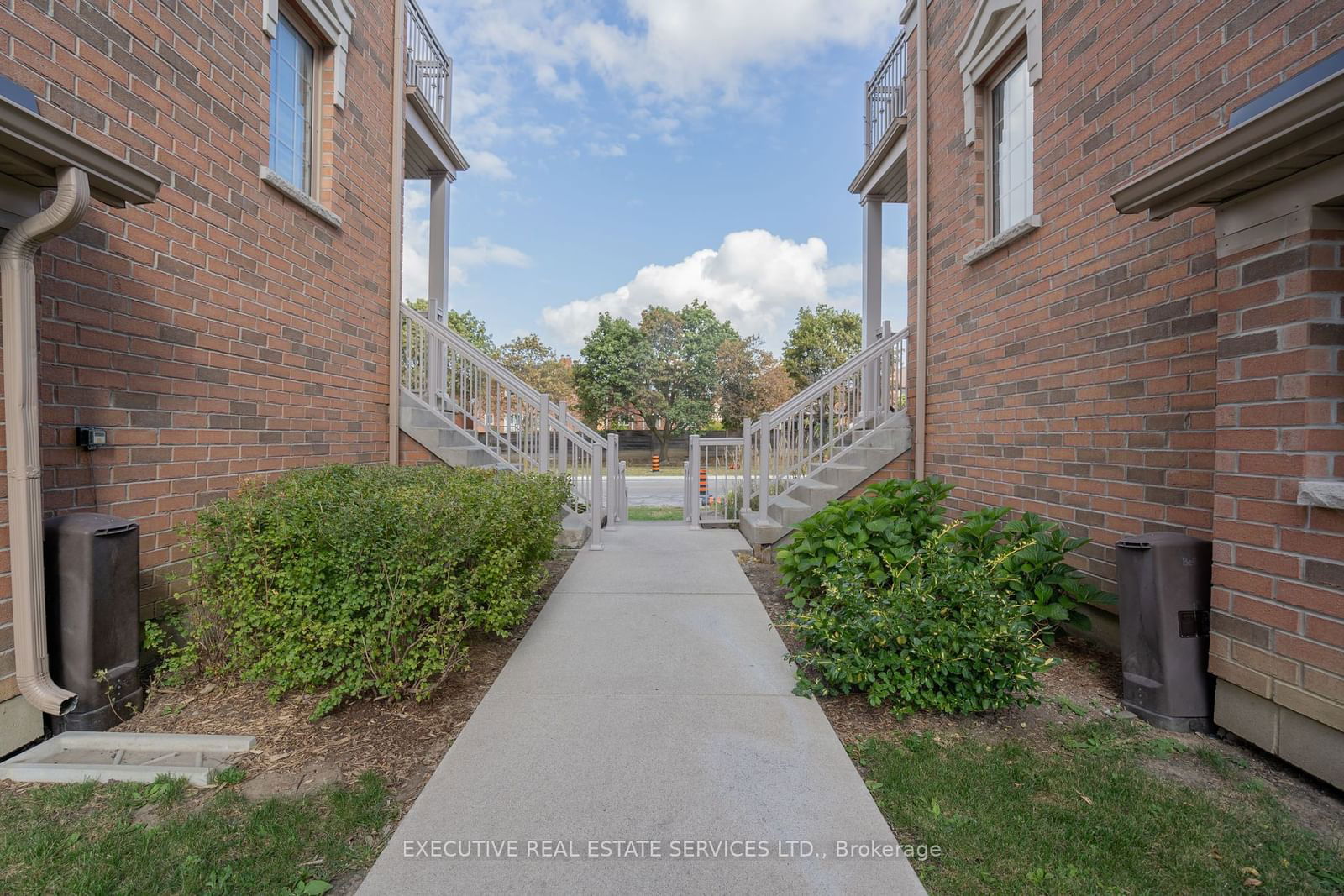 Howden Woods Townhomes, Brampton, Toronto