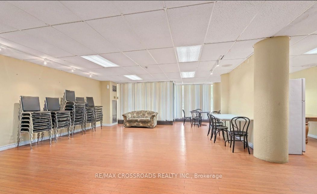 10 Markbrook Lane, unit 209 for sale - image #27