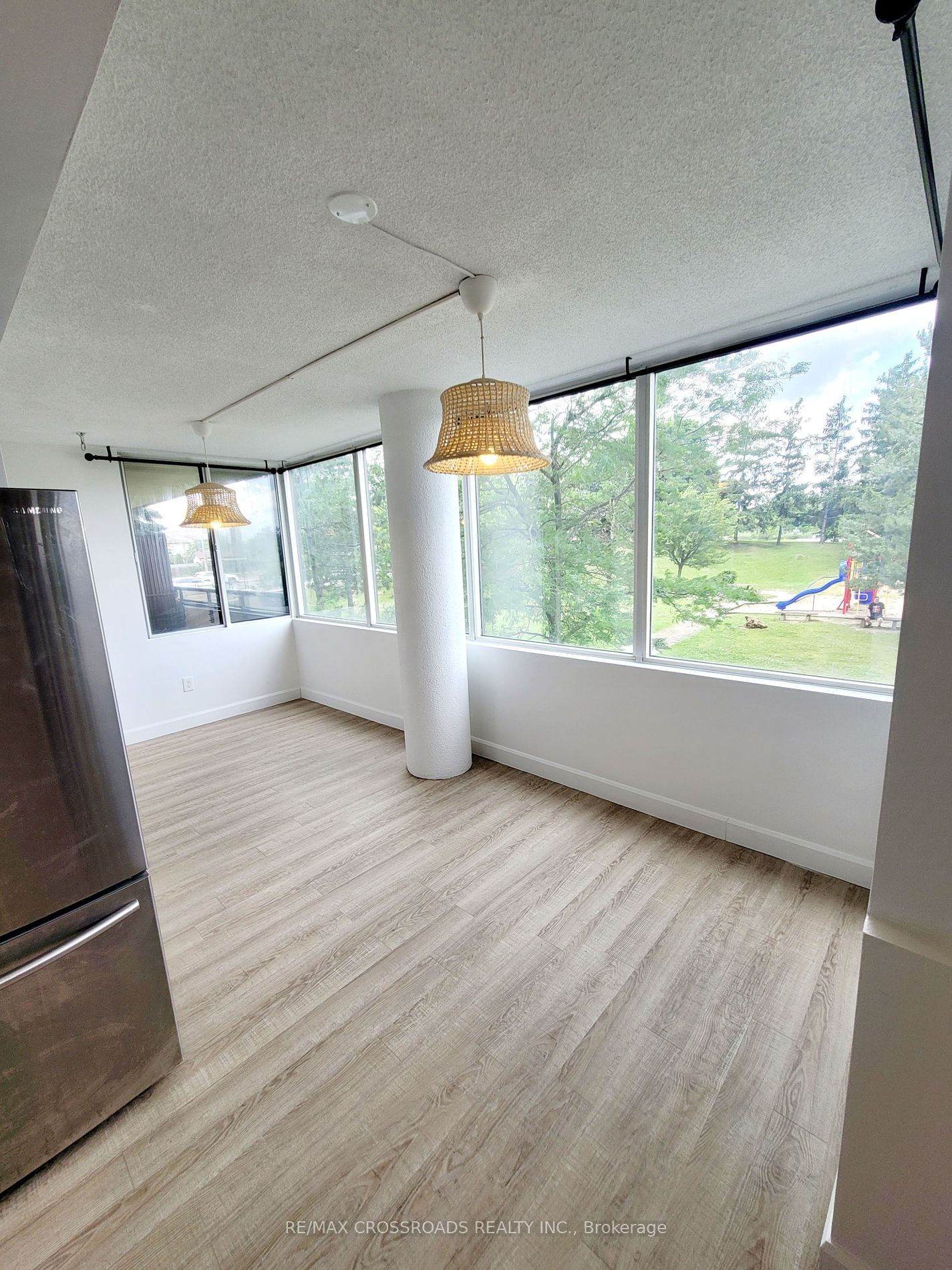 10 Markbrook Lane, unit 209 for sale - image #9