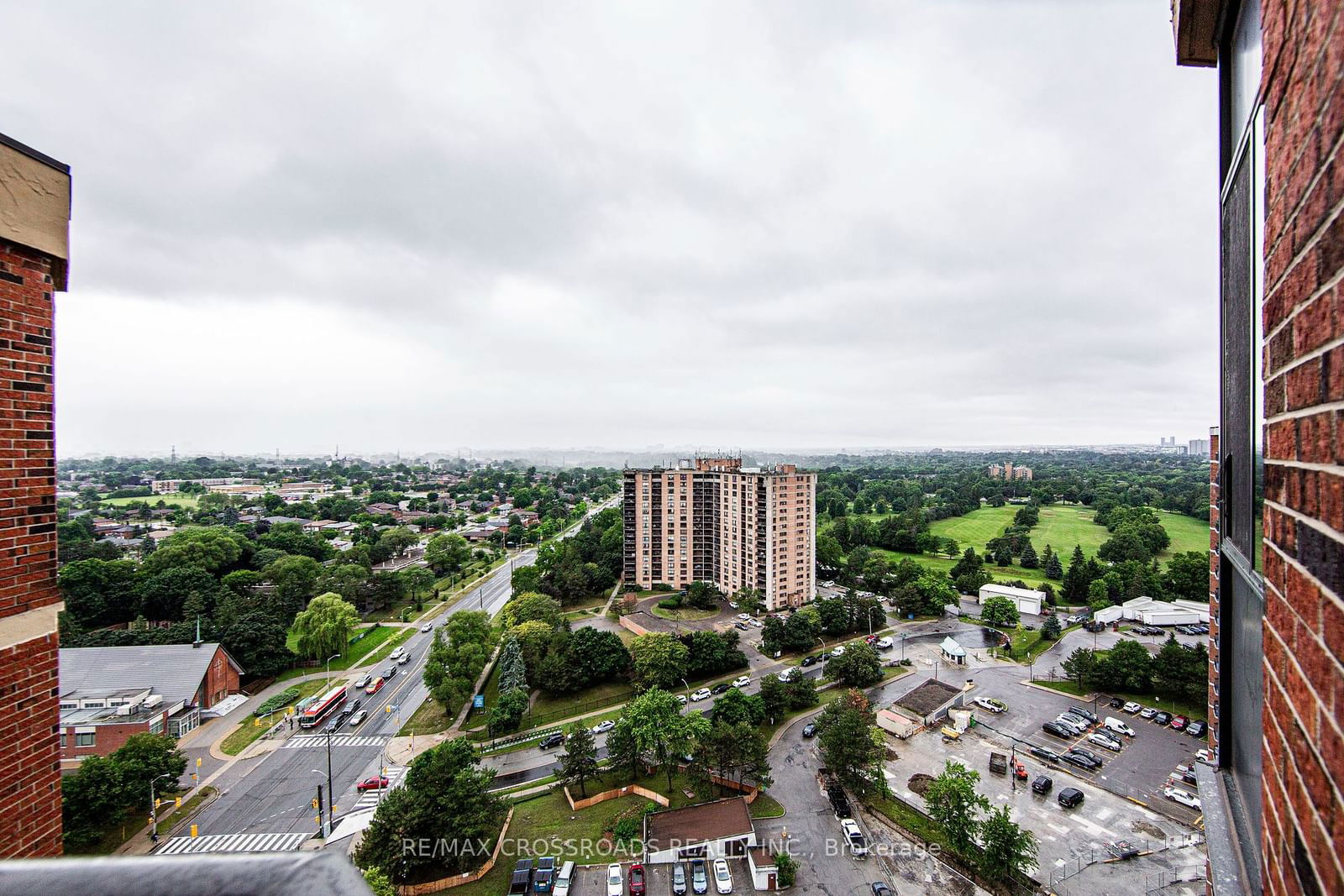 Twin Towers Condos, Etobicoke, Toronto