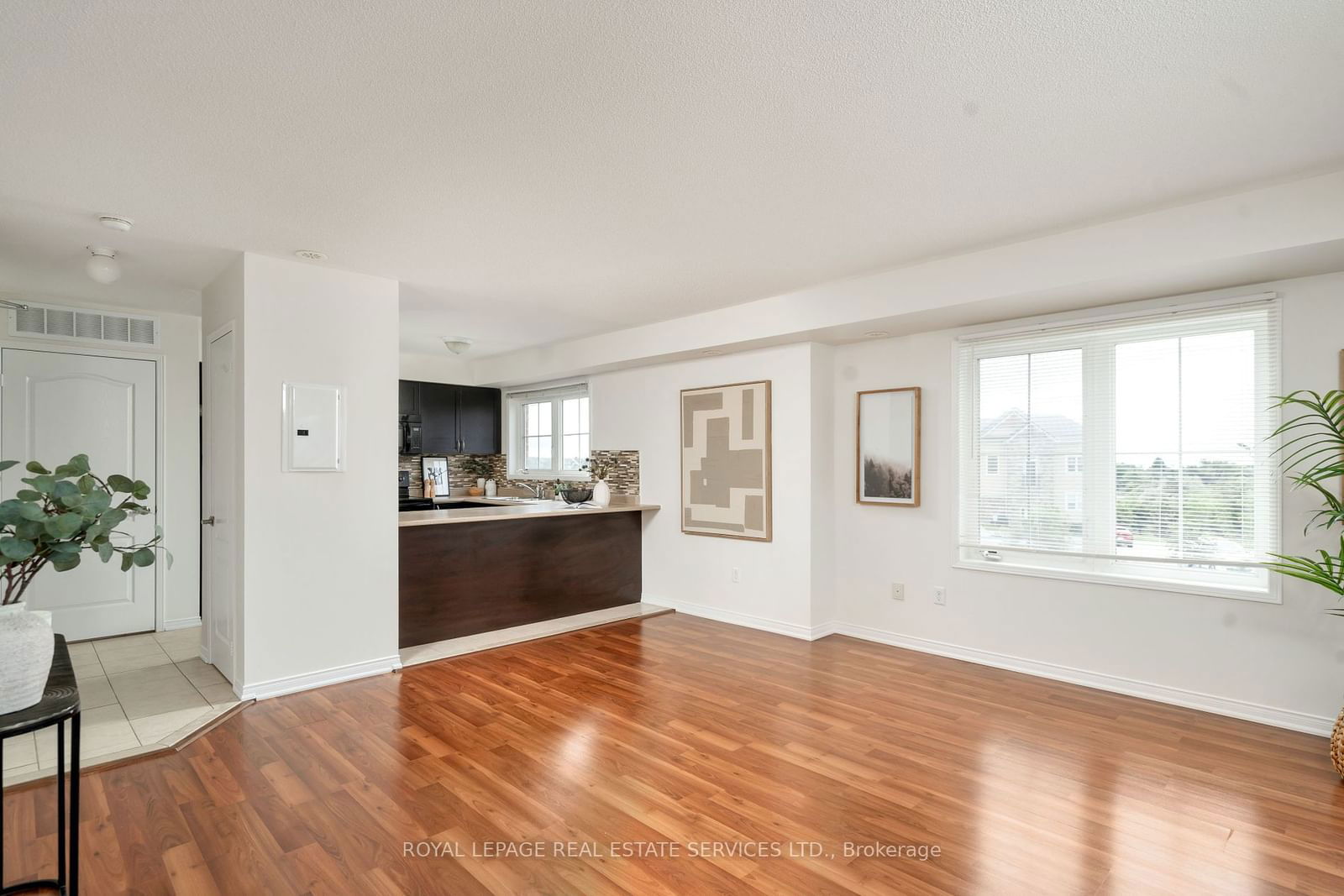 2551 Sixth Line, unit 19 for sale - image #10