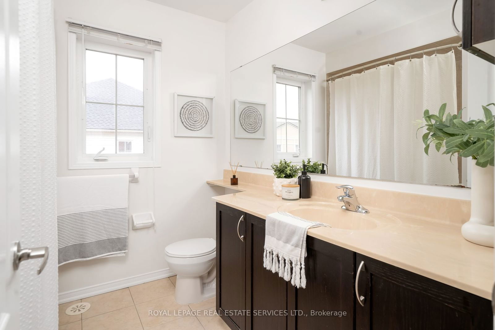 2551 Sixth Line, unit 19 for sale - image #26