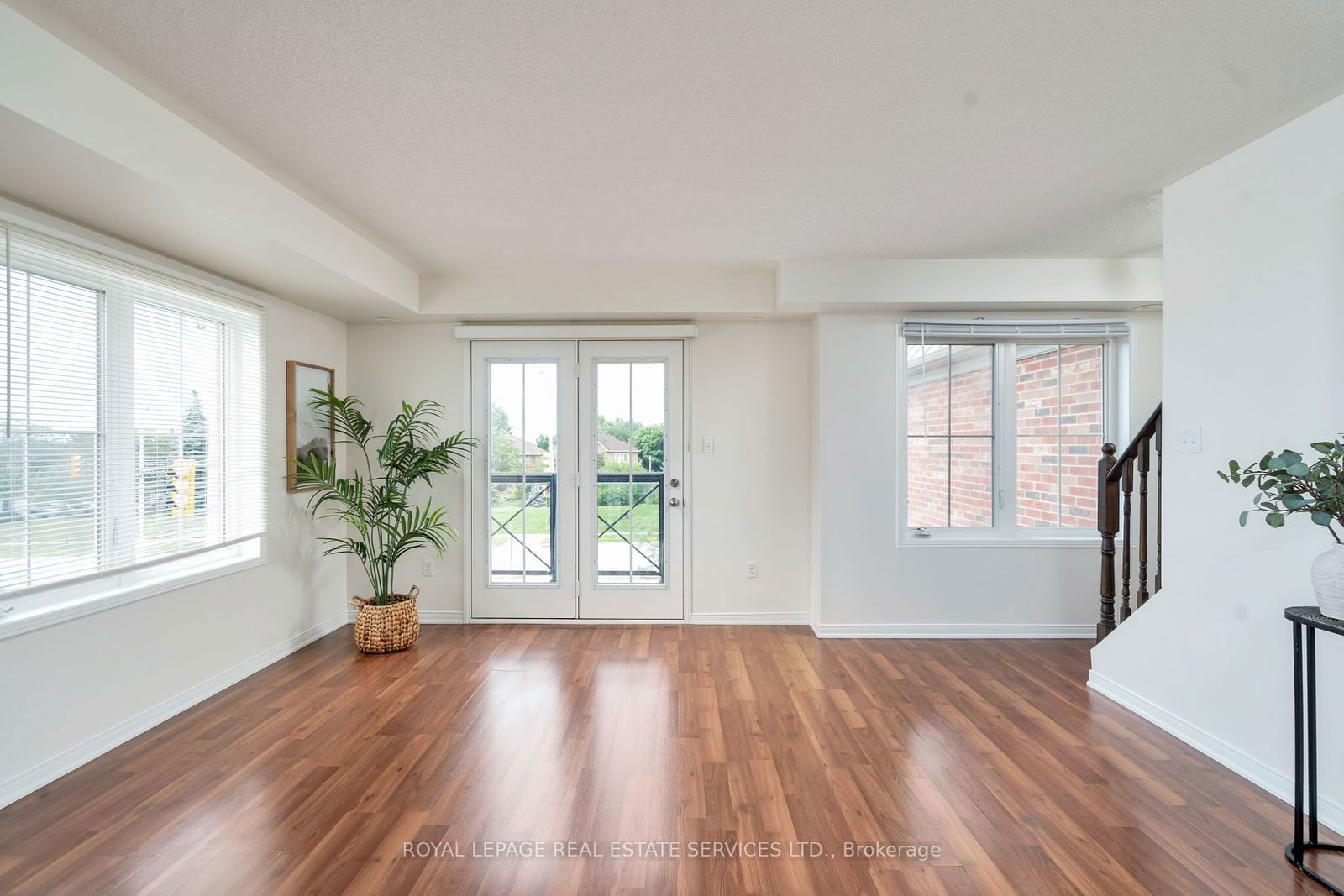 2551 Sixth Line, unit 19 for sale - image #8