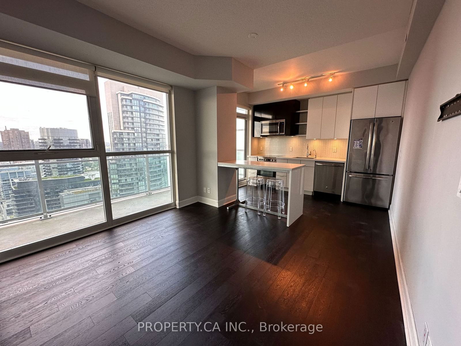 33 Shore Breeze Dr, unit 2908 for rent - image #3