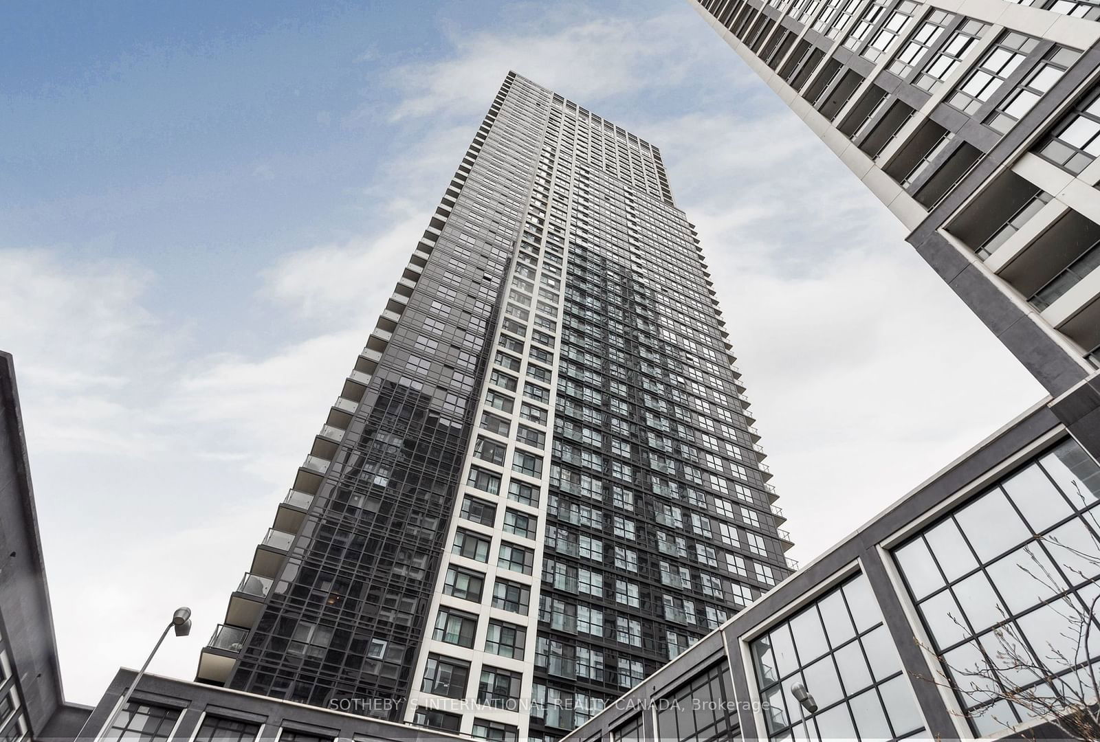 5 mabelle Ave, unit 3035 for sale - image #1