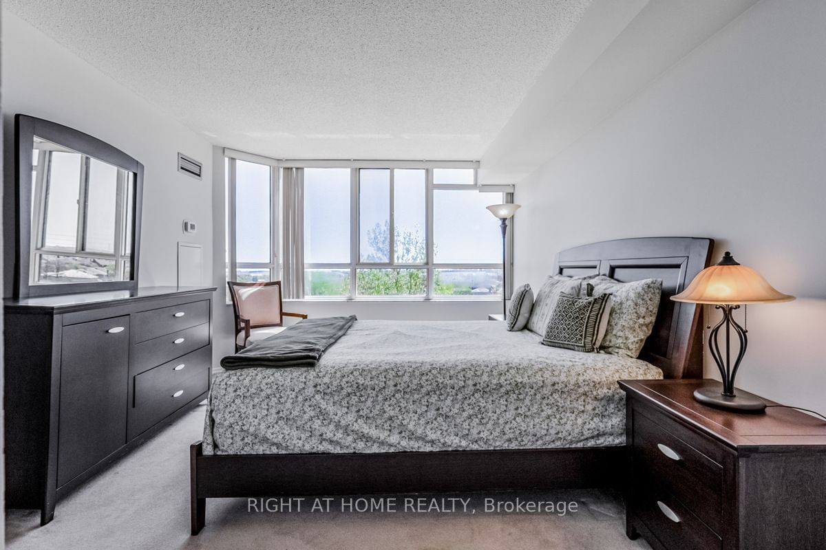 100 County Court Blvd, unit 610 for sale - image #20