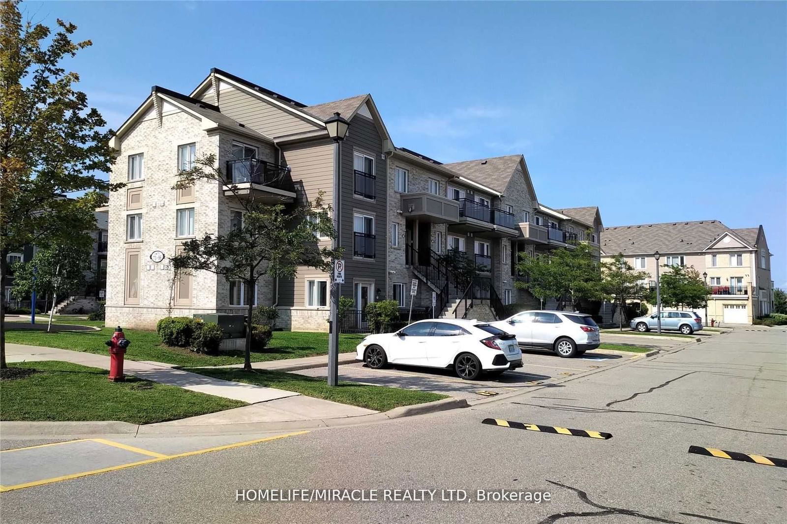 60 Fairwood Circ, unit 76 for rent - image #1