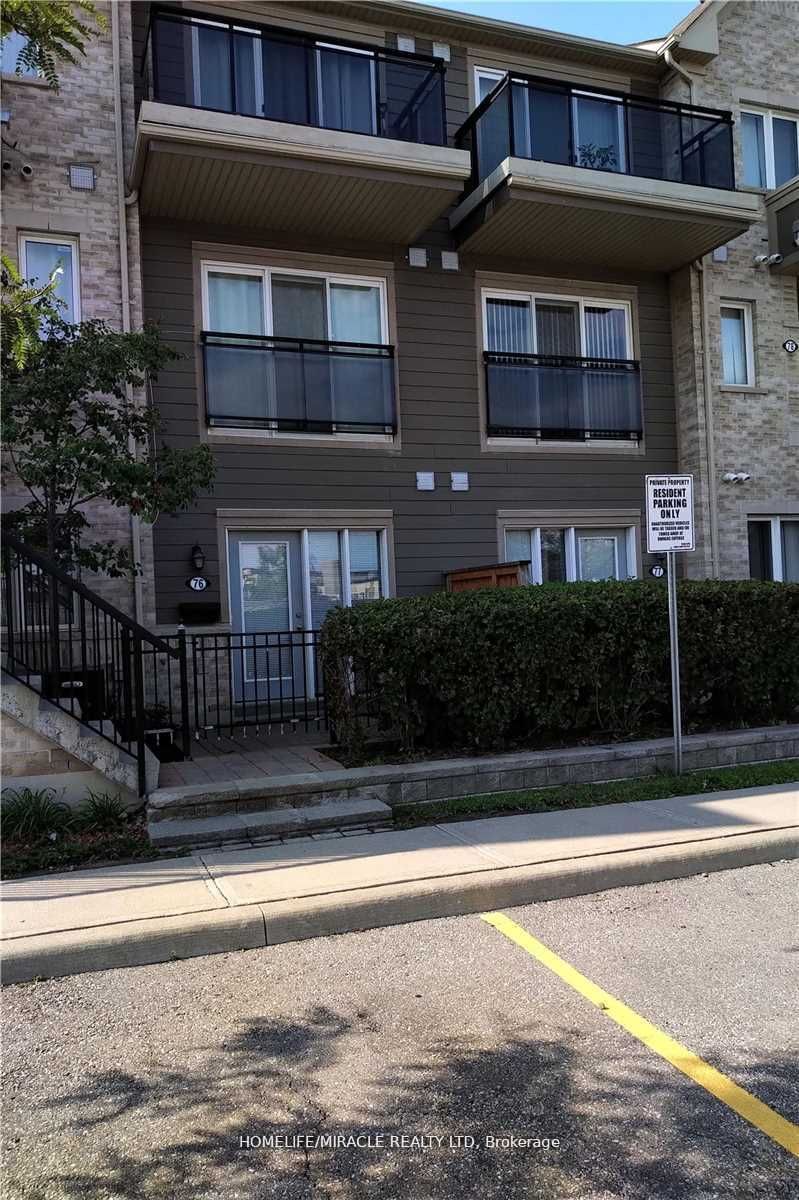 60 Fairwood Circ, unit 76 for rent - image #9